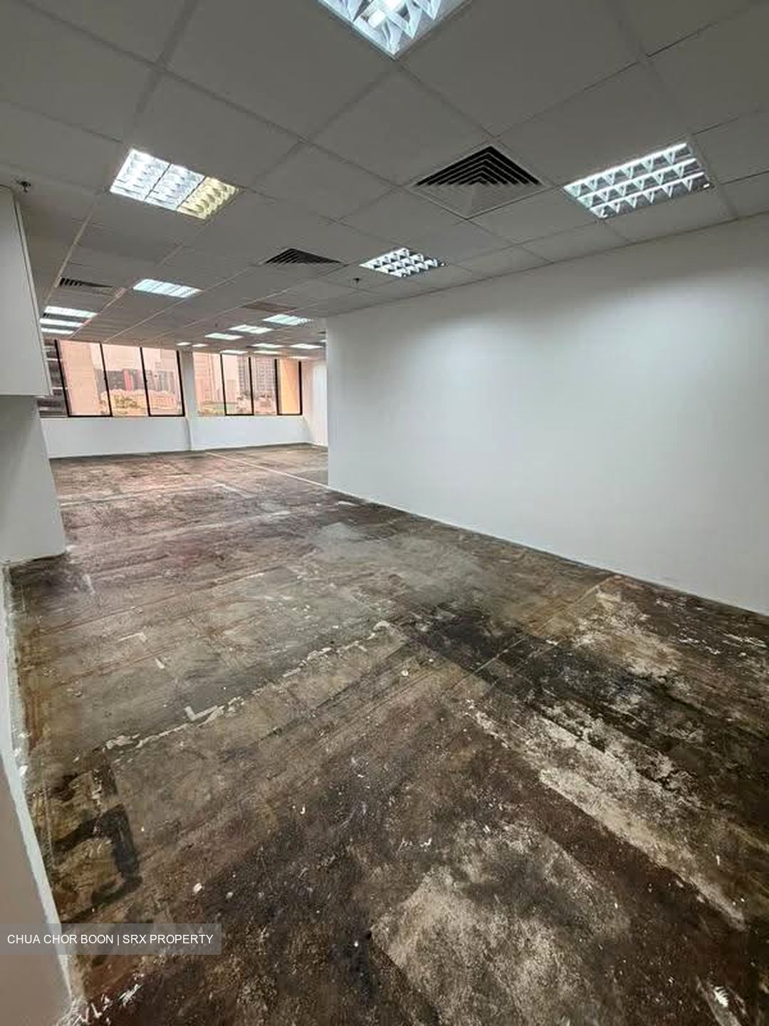 International Plaza (D2), Office #629667381